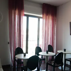 Eh13 Luxury Couette-café Catane